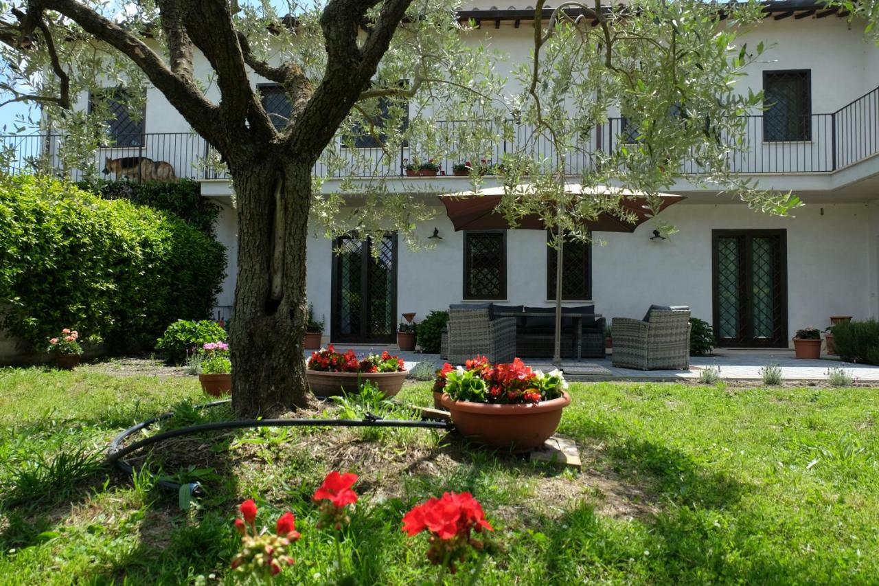 L'Orto Sul Poggio Acomodação com café da manhã Sutri Exterior foto